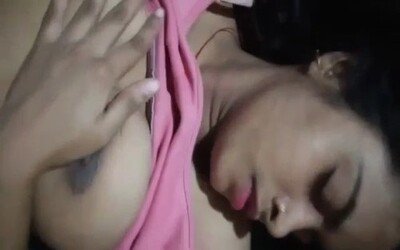 Hot beautiful college expose boobs indian sxe video
