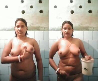 Famous indian aunty nude bathing leaked mms