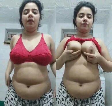 Moti Moti Bf Xxxx - Hot moti girl indian naked big boobs making nude video for bf