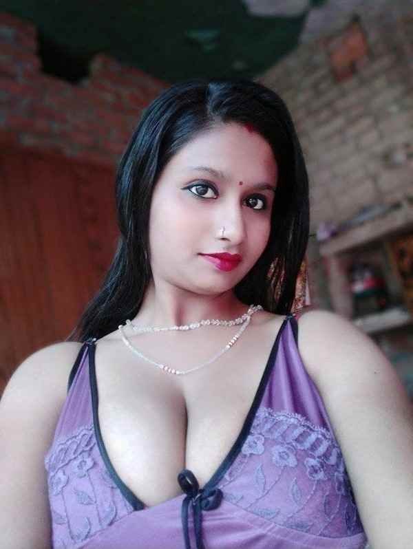 Super hot big tits bhabi naked mature women full nude pics (2)