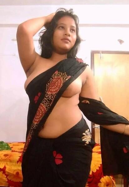 Very hot desi sexy girl boobs pics full nude pics collection (1)