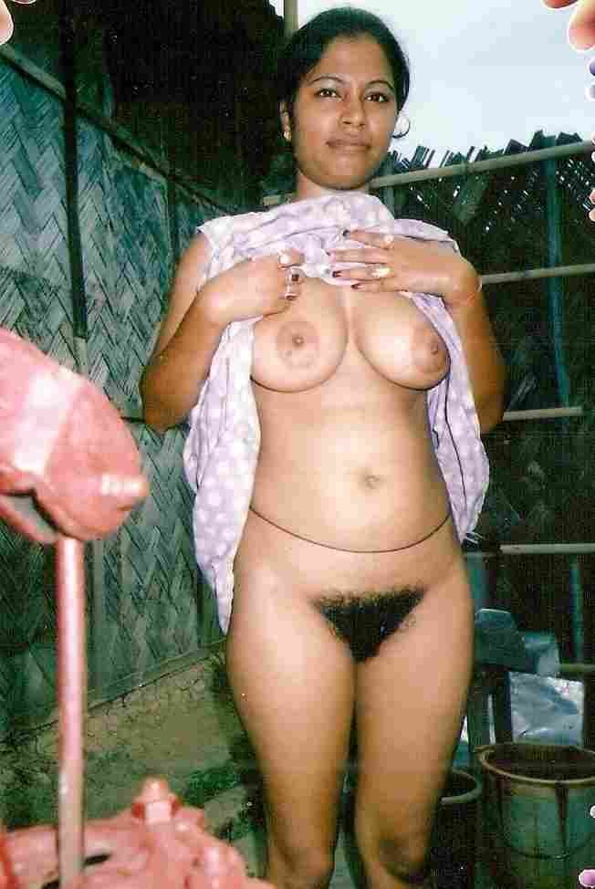 Super hot mallu big boobs girl sexy nudes full nude pics albums (1)