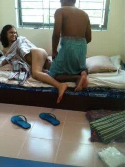 Cute college lover couple mumbai xvideo fucking hostel mms