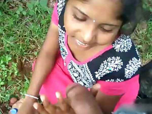 Tmaill mallu village girl india love nude enjoy bf dixk outdoor mms