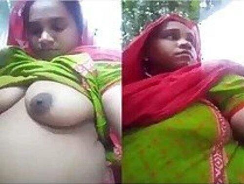 Village mature desi telugu aunty xxx show her big boobs pussy mms