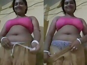 Enjoy very hottest xx desi bhabhi big tits nude video mms