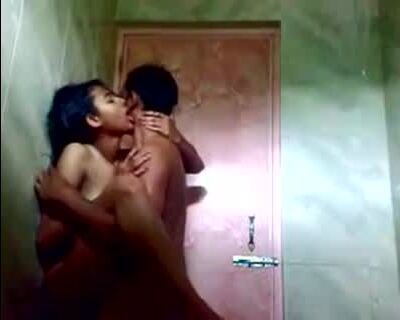 Desi horny girl marwadi xxx video hard fucking in bathroom mms