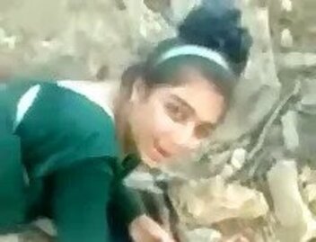 Cute-paki-college-girl-pakistani-hd-xxx-doggy-fucking-bf-outdoor.jpg