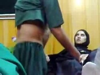 Paki-college-beauty-girl-pak-porn-video-fucking-teacher-mms.jpg