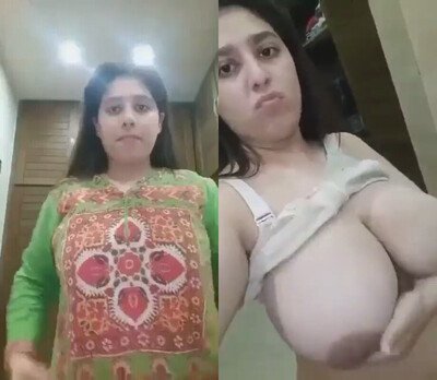 Paki-milf-hot-girl-xxx-pakistan-com-showing-her-milk-tank-viral-mms.jpg
