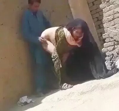 Paki-mature-village-couple-pak-porn-videos-doggy-fuck-outdoor-mms.jpg
