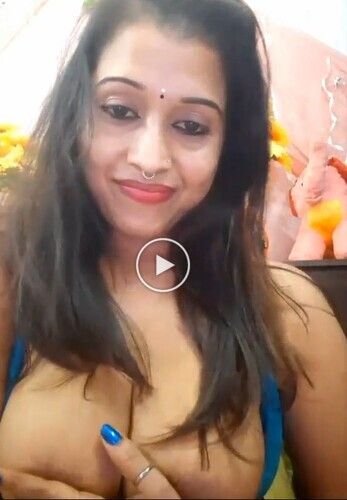 Very-beautiful-hot-xxx-porn-bhabhi-show-big-boobs-pussy-mms.jpg