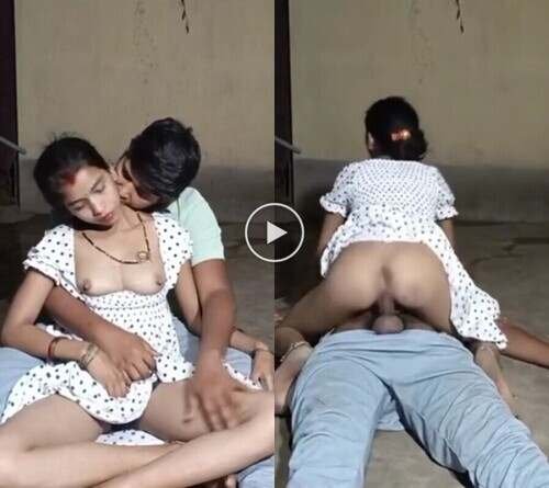 Desi-beautiful-horny-bhabhi-chudai-video-blowjob-fuck-bf.jpg