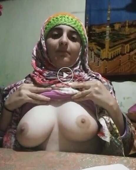 Cute-pak-Muslim-hijabi-babe-pakistani-desi-video-nude.jpg