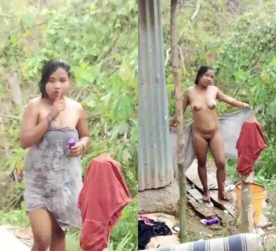 Desi-village-girl-desi-cam-nude-nude-bath-show-bf.jpg