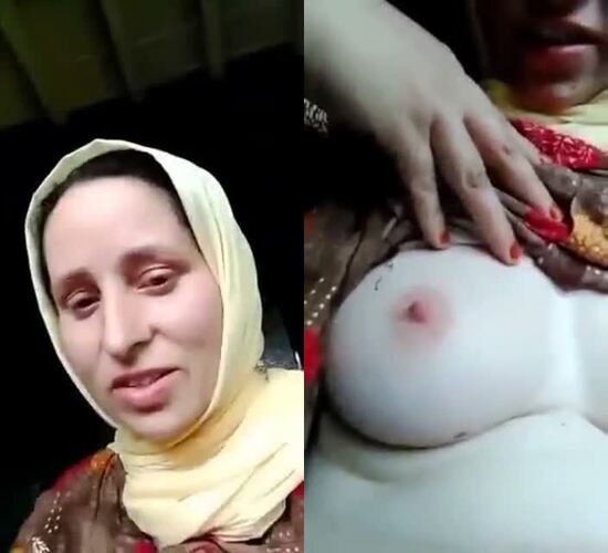 Amateur-arab-sexy-aunty-arab-sex-woman-fingering-pussy.jpg